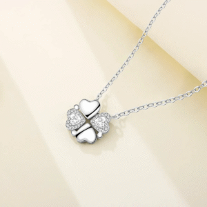 Collar de Plata Corazones de la Suerte